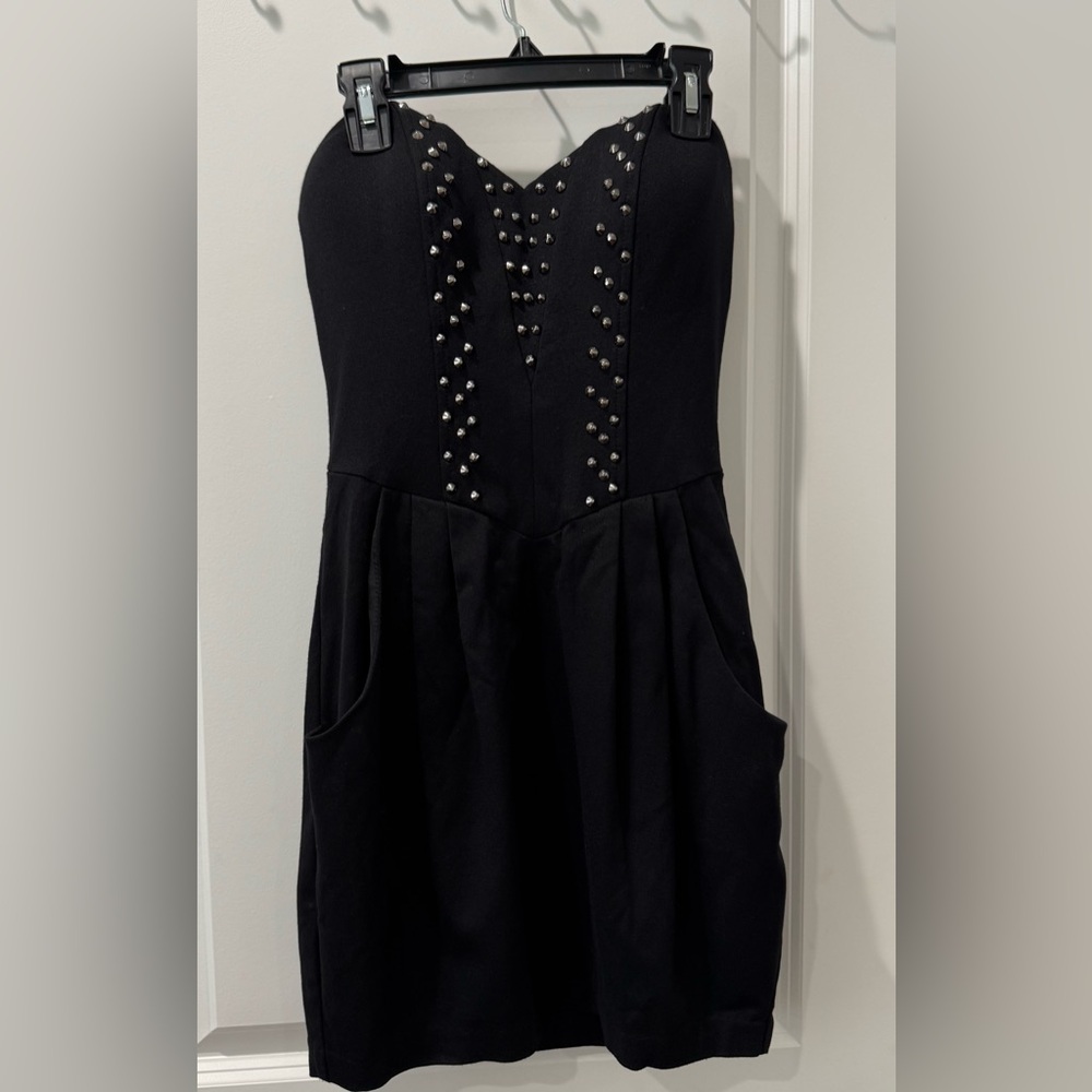 Guess Black Strapless Embellished Sheath Dress with side pockets and 3 row hooks